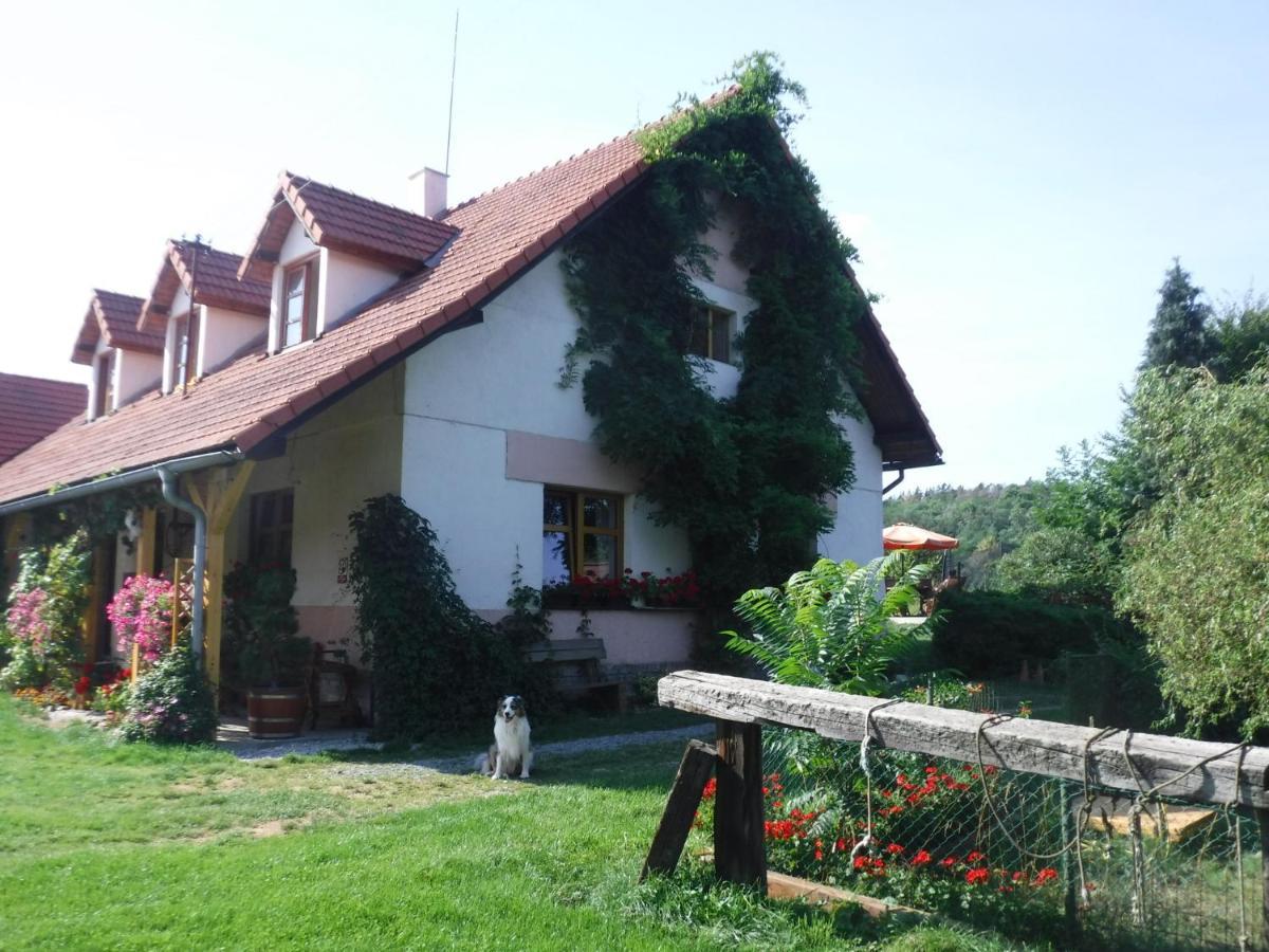 Farma Zahradnice Olbramovice (Benesov) Exterior foto